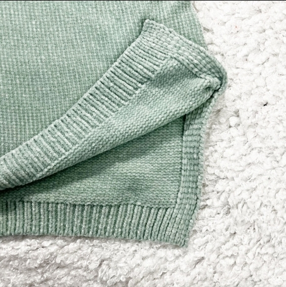 LC Lauren Conrad Mint Green Fuzzy Sweater Bow Sleeve Hi Low Women's Medium M EUC - Picture 10 of 13
